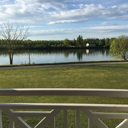 Feriehus De Campagne Au Bord De L'adour
